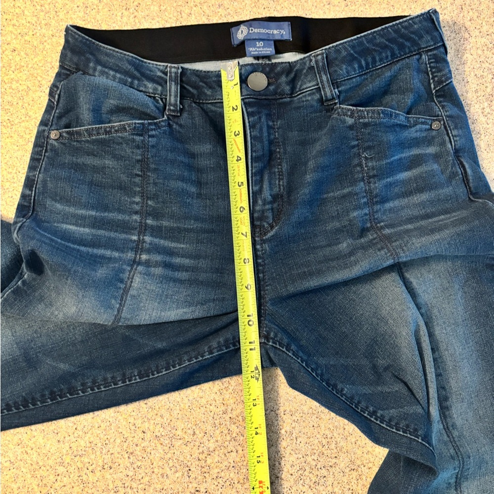 Democracy Indigo Flare Jeans - Picture 5 of 6